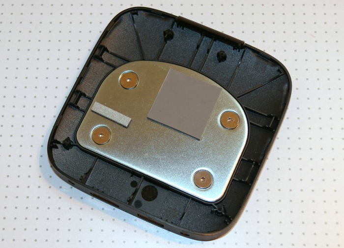 爱游戏-爱游戏（中国）一站式体育服务平台
硅胶片外壳散热