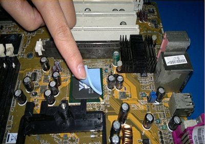 爱游戏-爱游戏（中国）一站式体育服务平台
硅胶片应用在IC上